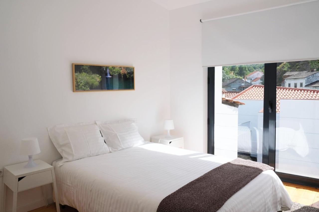 Casa Da Ribeira Guesthouse Cha de Alvares Экстерьер фото